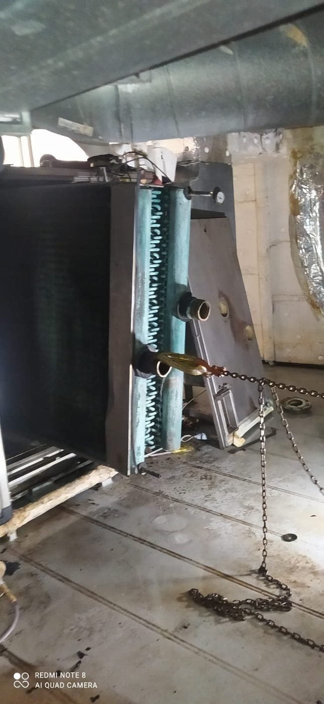 Exchanger removal — Withdrawal of the coil element